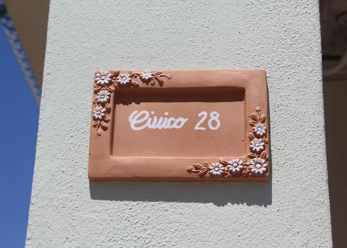 Civico 28